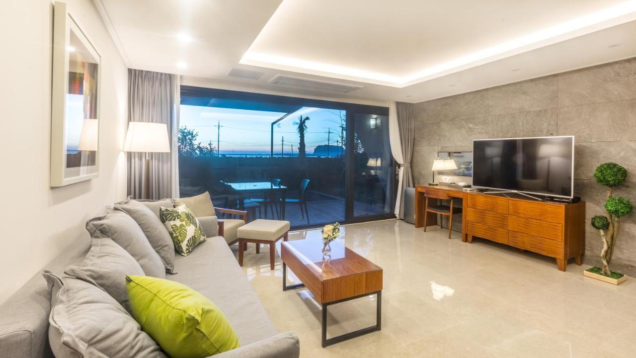 Marvillrick Spa&Poolvilla Jeju Extérieur photo