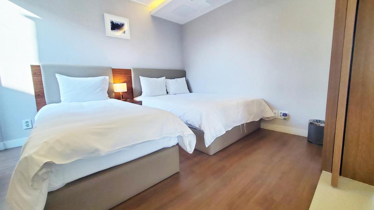 Marvillrick Spa&Poolvilla Jeju Extérieur photo
